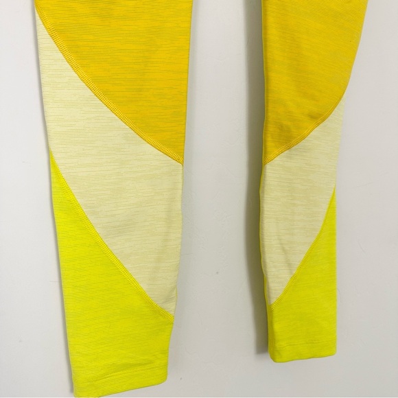 Outdoor Voices Doings Things Bra / TechSweat 7/8 Zoom Leggings Sunshine Set - Picture 13 of 16